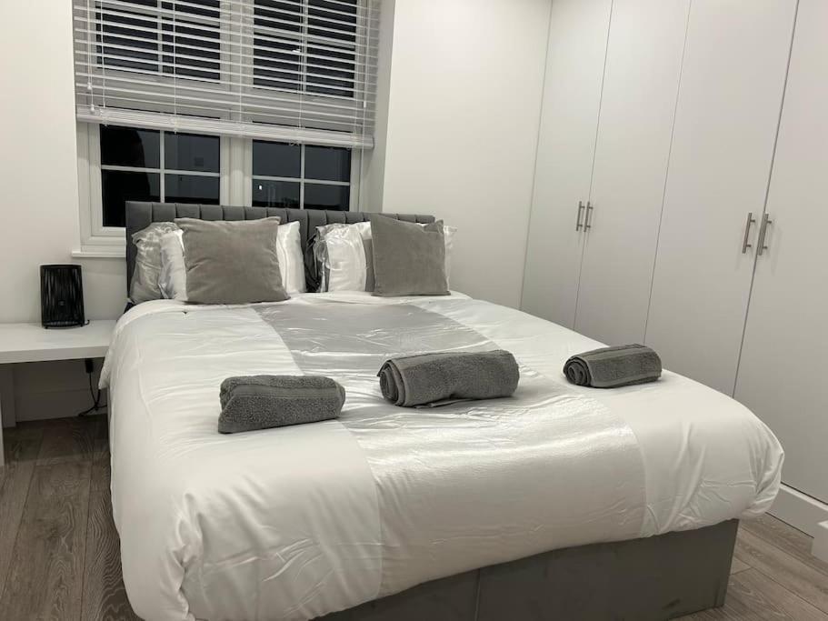 Appartamento 1 Bed High Quality Modern Flat Edgware Esterno foto